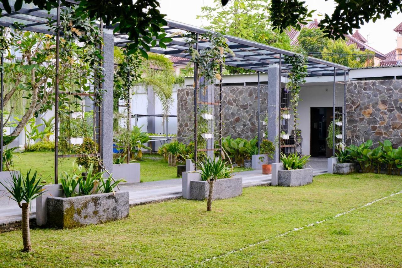 Lpp Garden Hotel Maguwo 外观 照片