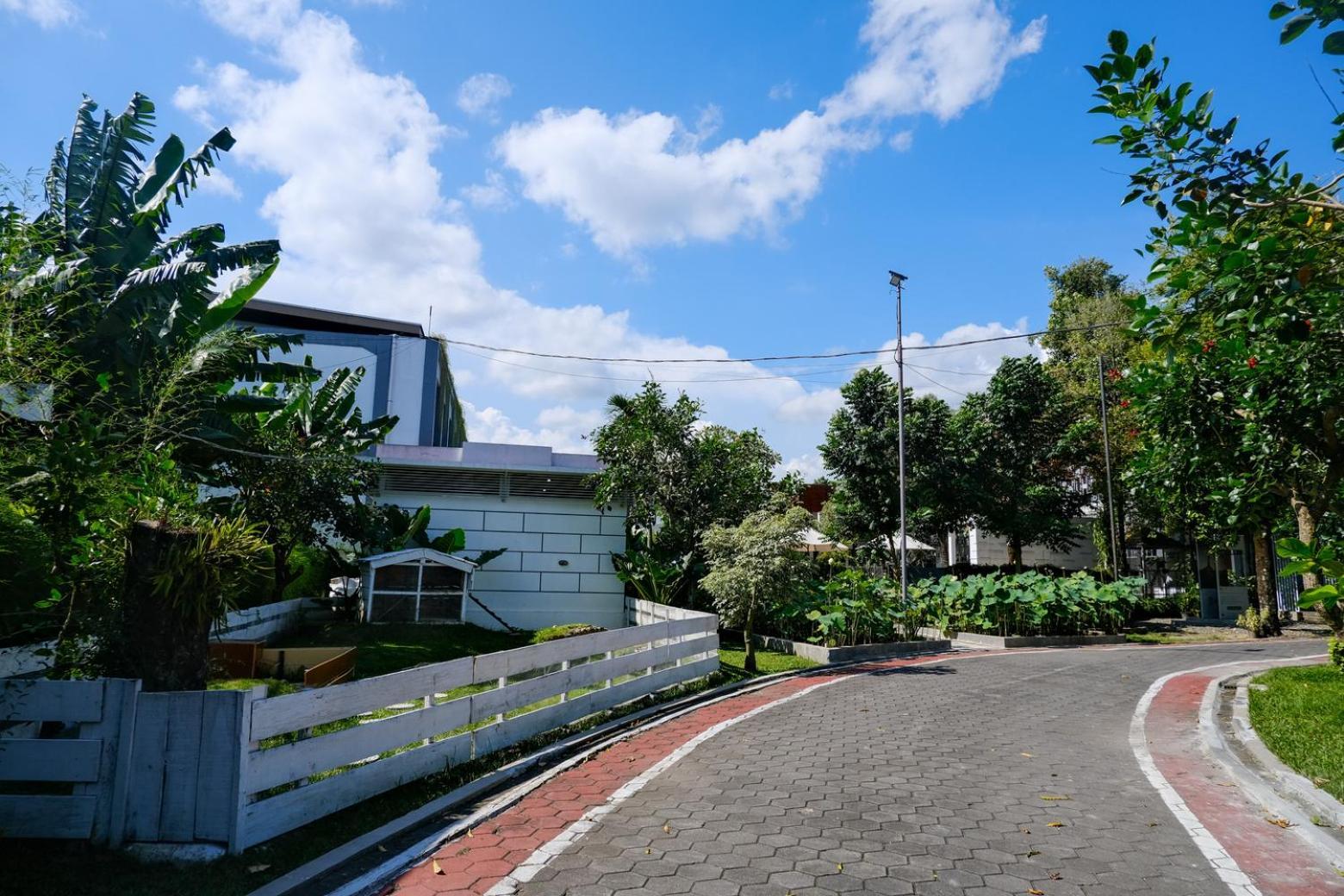 Lpp Garden Hotel Maguwo 外观 照片
