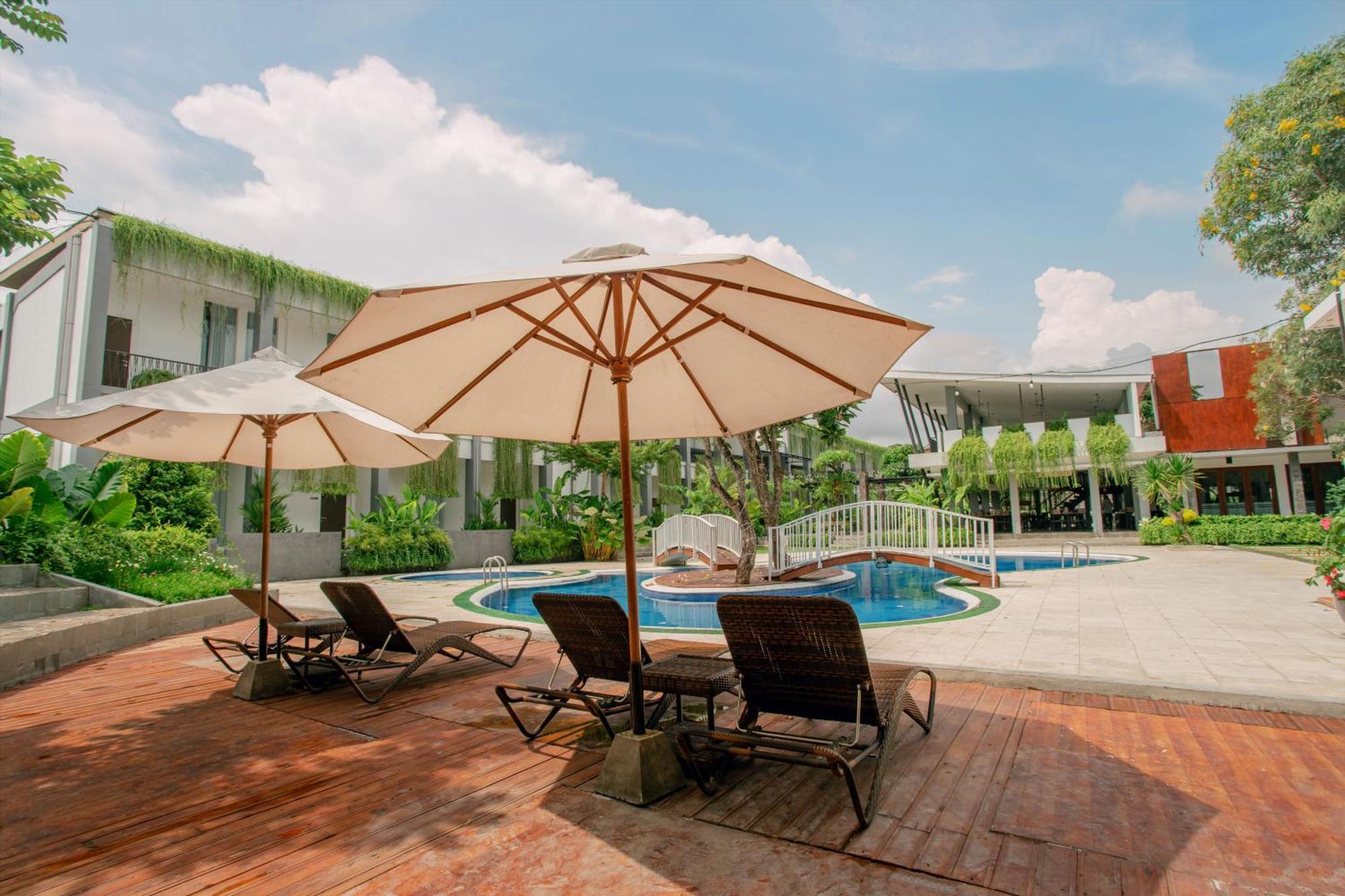 Lpp Garden Hotel Maguwo 外观 照片